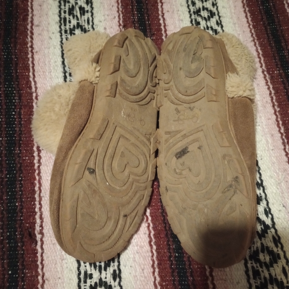 UGS - Picture 2 of 2